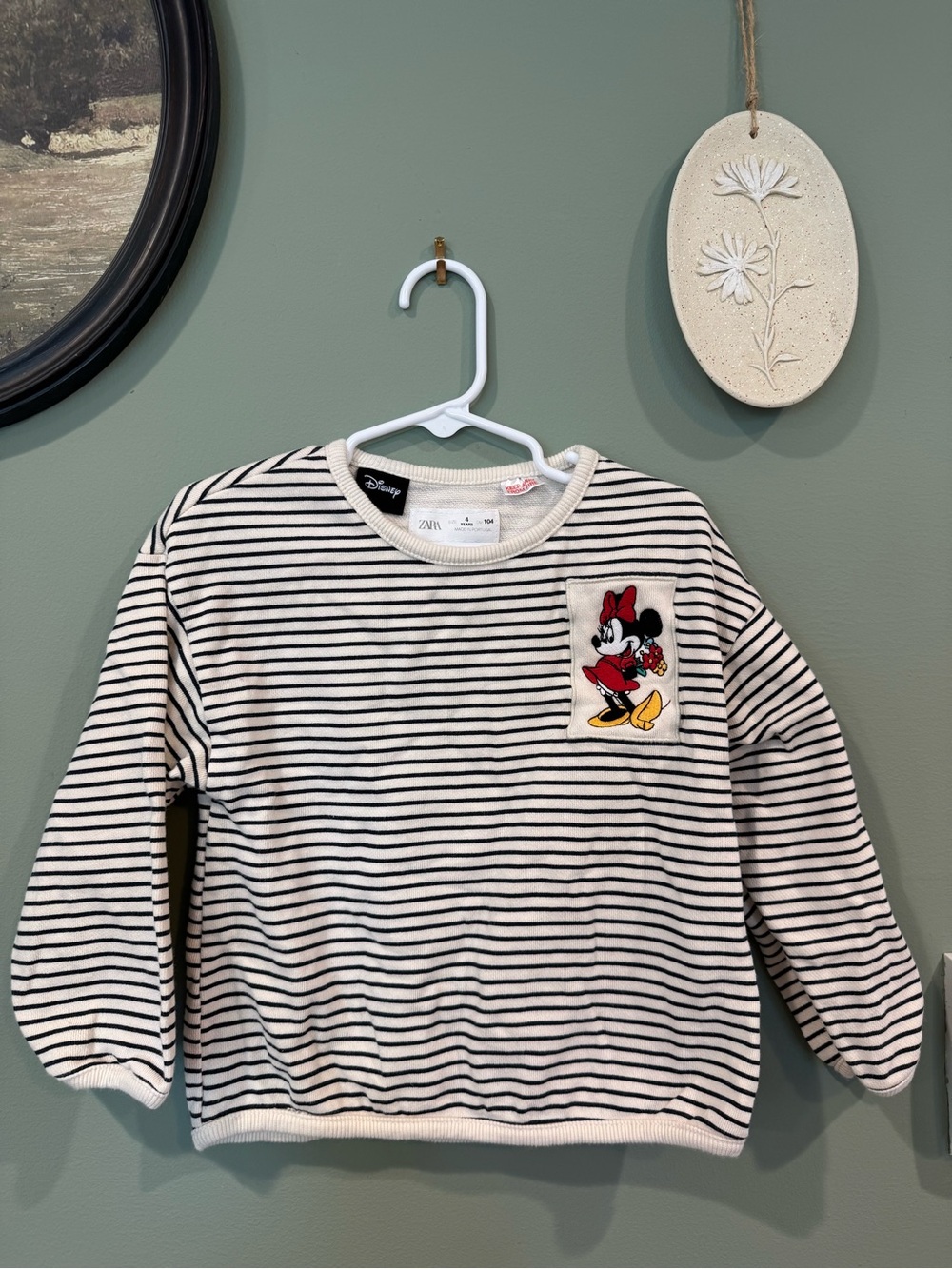 ZARA X DISNEY toddler crewneck